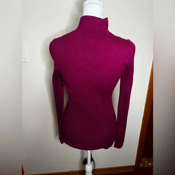 Hippie Rose Sweater - Picture 2 of 4